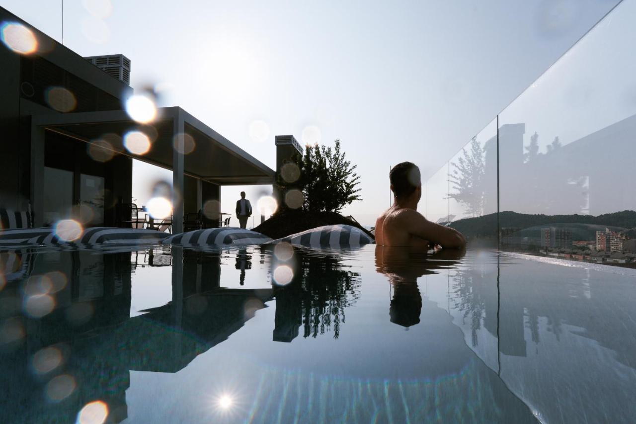 Neu Residences Smart Aparthotel